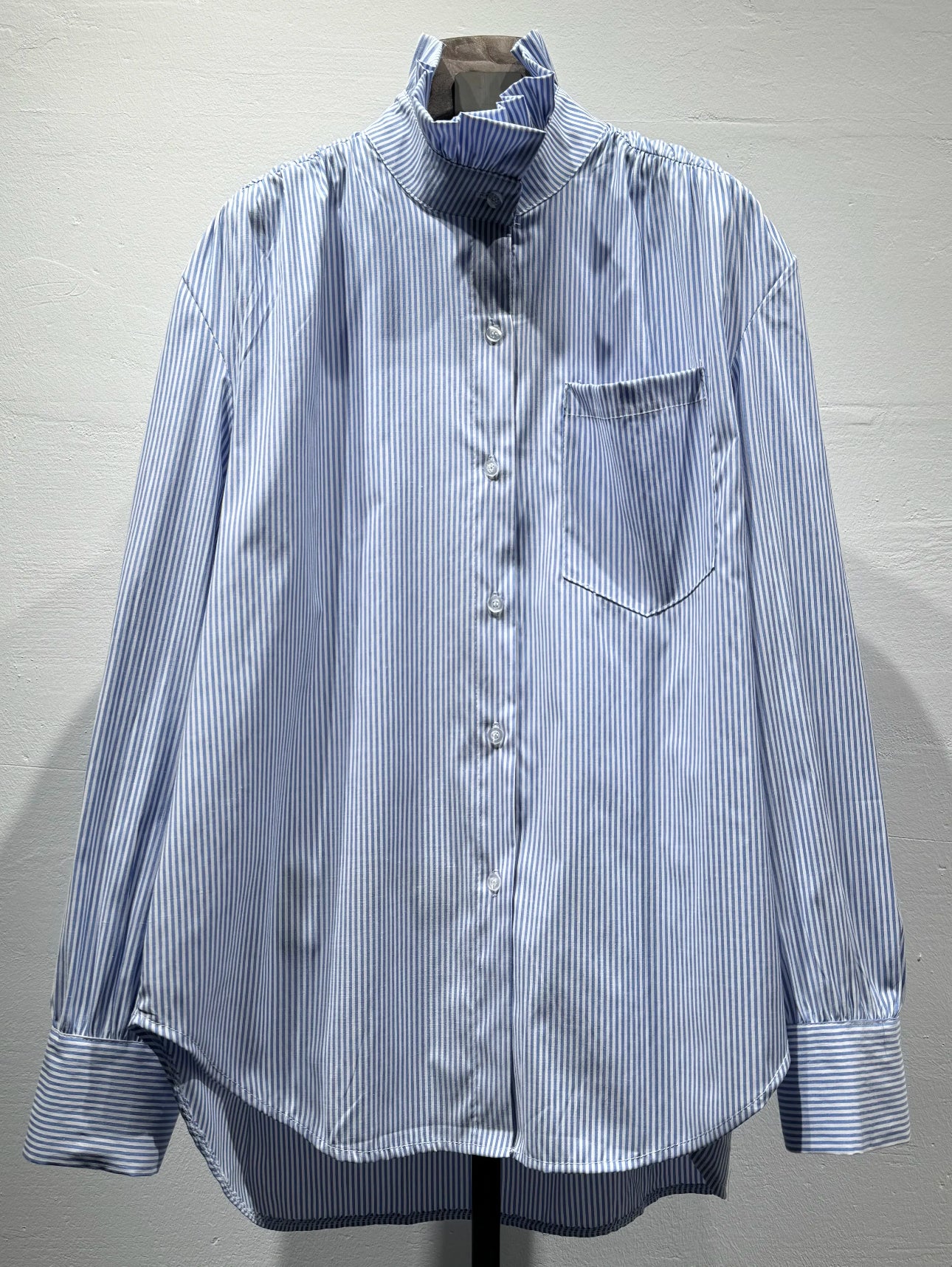 Nina, la blouse rayée