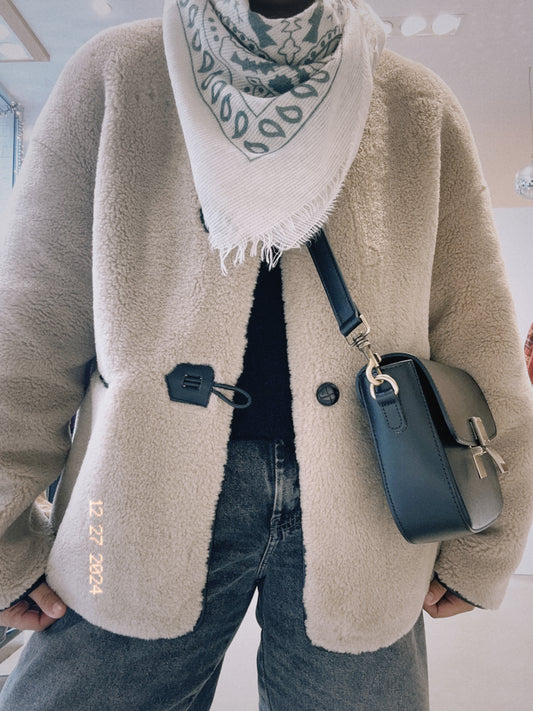 Mila, la veste en fourrure