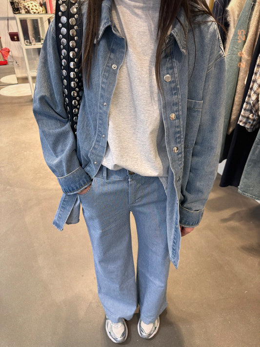 Nick, le pantalon rayé