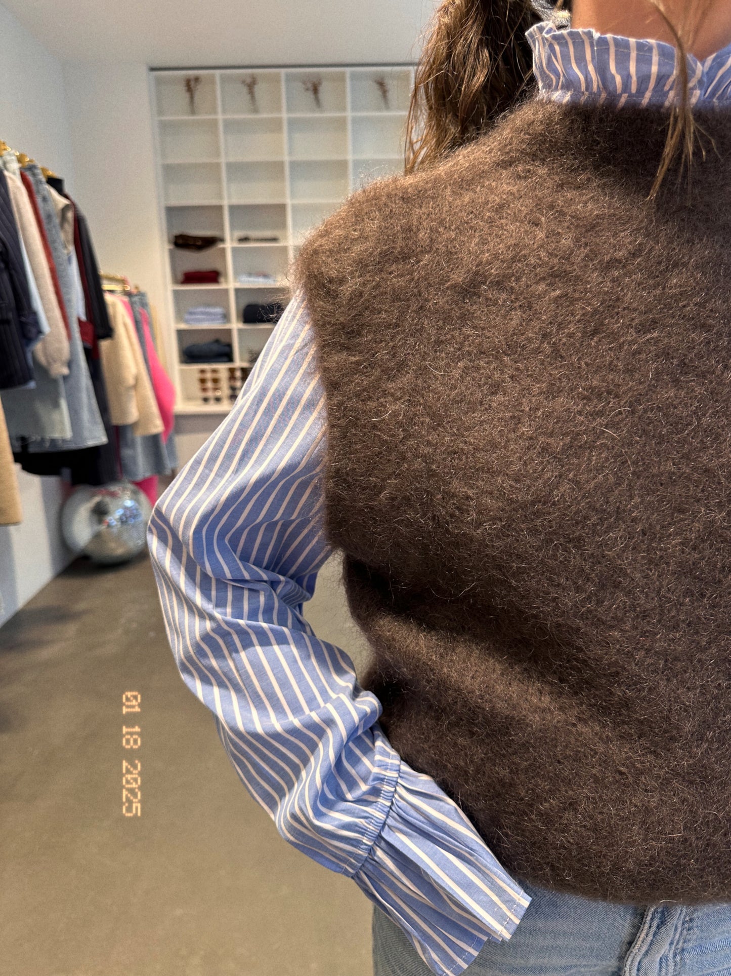 Talia, le pull doudou sans manches